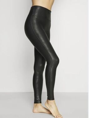 Spanx Faux Leather Leggings Size Small